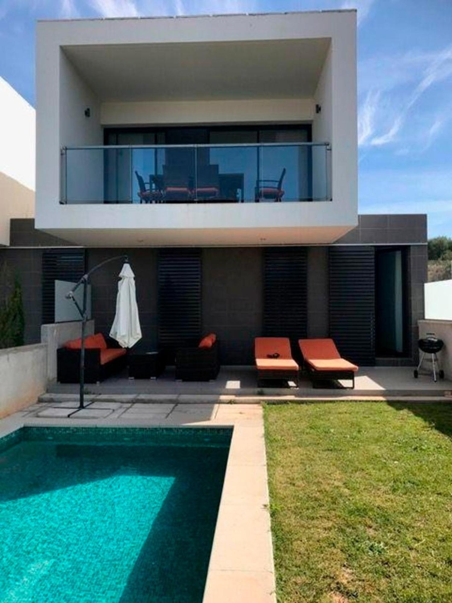 Luxus Casas Blancas